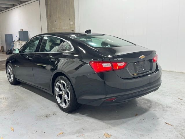 Used 2024 Chevrolet Malibu LT FWD image 3