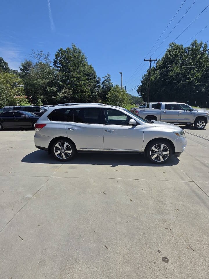 Used 2015 Nissan Pathfinder Platinum w/ Cargo Package FWD image 7