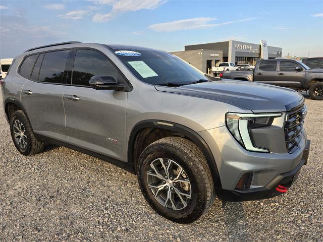 Used 2024 GMC Acadia AT4 w/ Luxury Package image 3