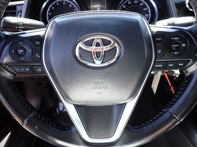 Used 2020 Toyota Camry SE FWD image 12