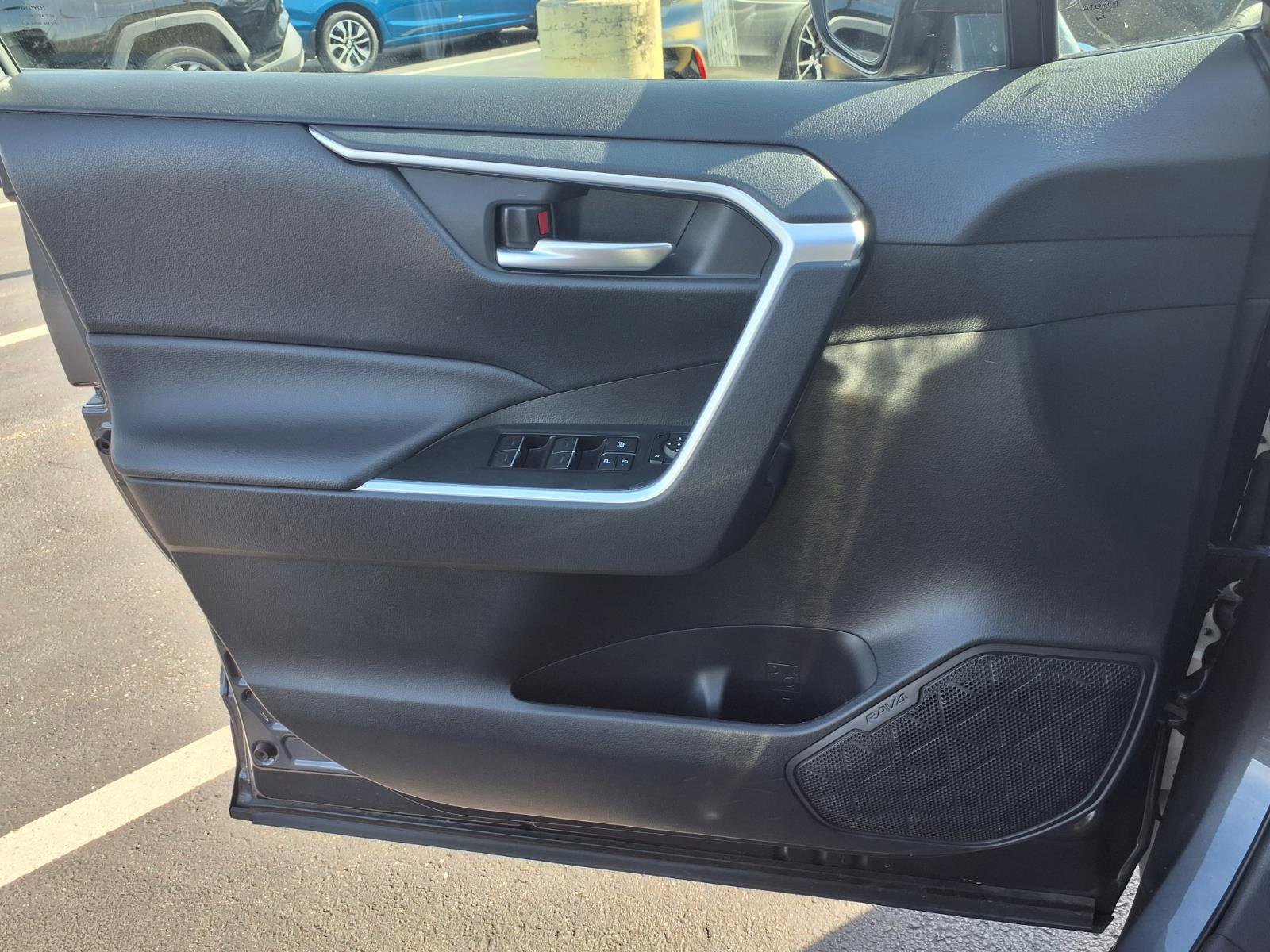 Certified 2025 Toyota RAV4 XLE AWD/4WD image 18
