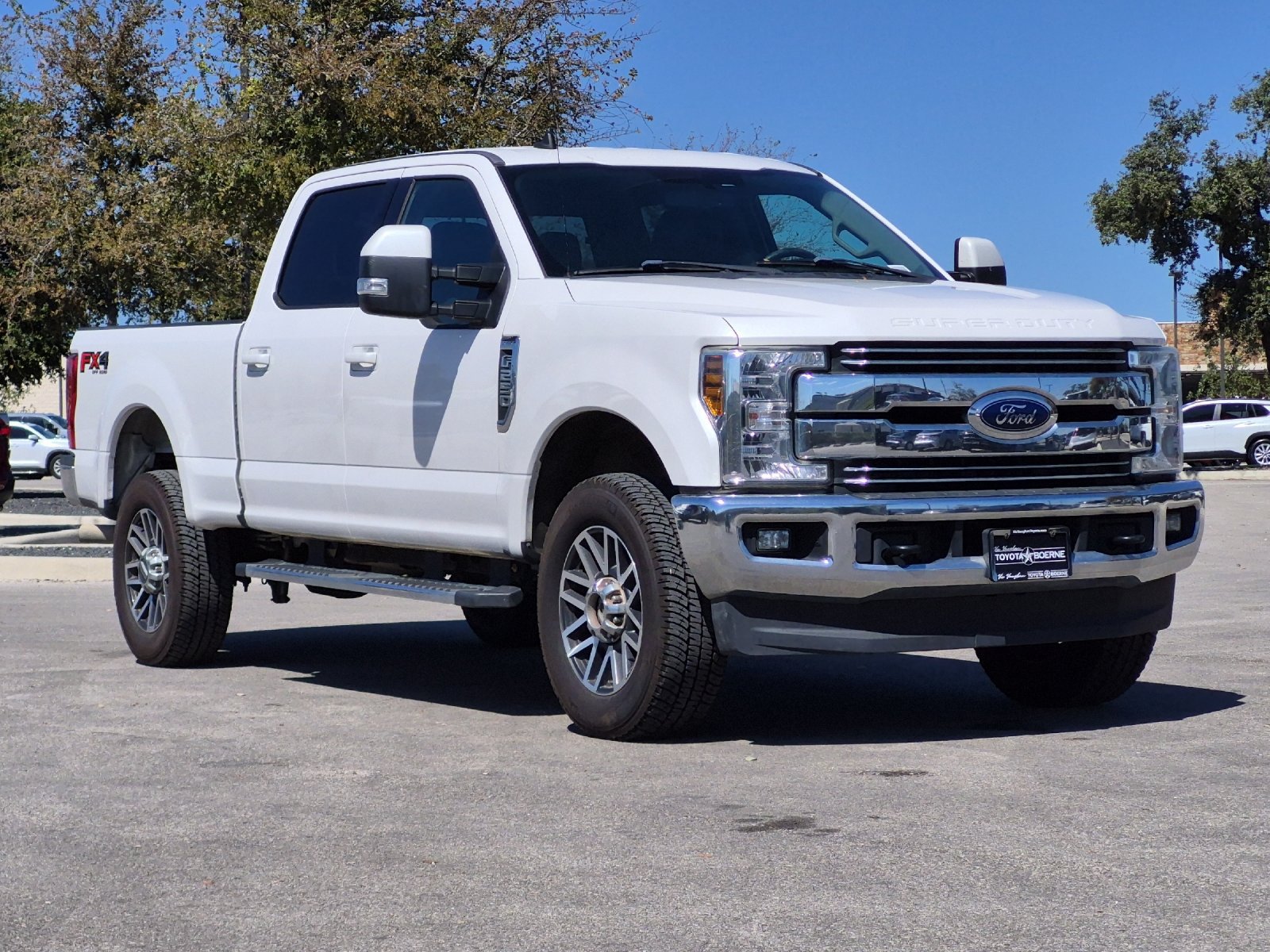 Used 2019 Ford F250 Lariat w/ Lariat Value Package AWD/4WD image 7