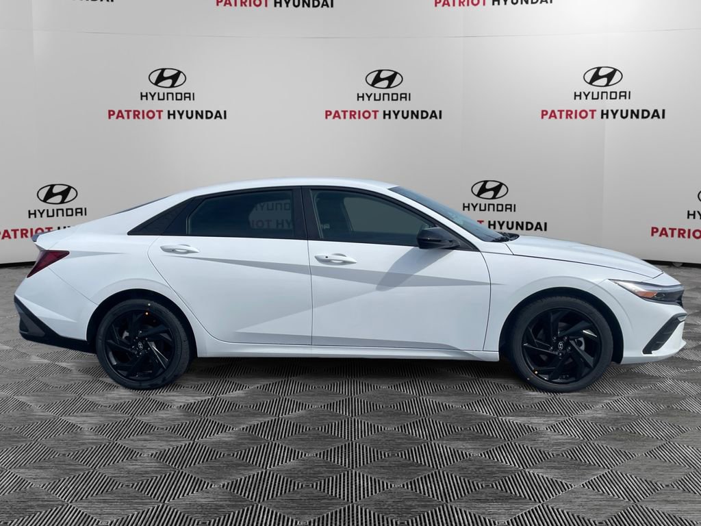 New 2026 Hyundai Elantra Sport image 8