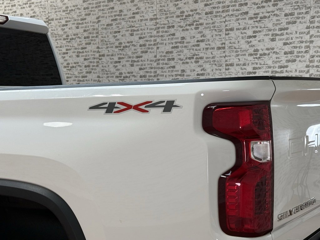 Used 2023 Chevrolet Silverado 2500 W/T w/ WT Fleet Convenience Package image 5