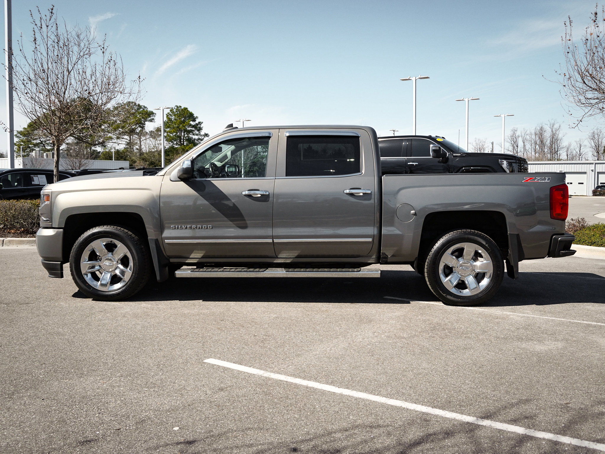 Used 2017 Chevrolet Silverado 1500 LTZ Z71 image 7