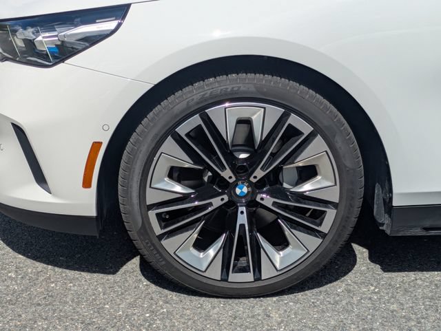 Used 2026 BMW 530i RWD image 10
