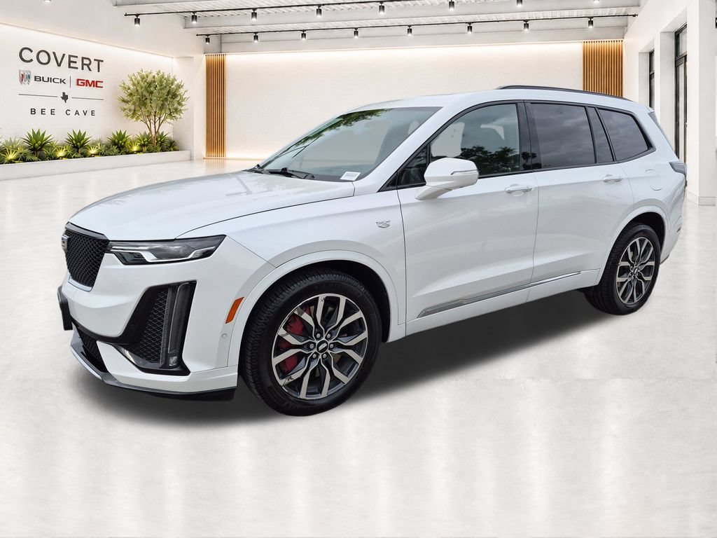 Used 2023 Cadillac XT6 Sport w/ Technology Package AWD/4WD image 4