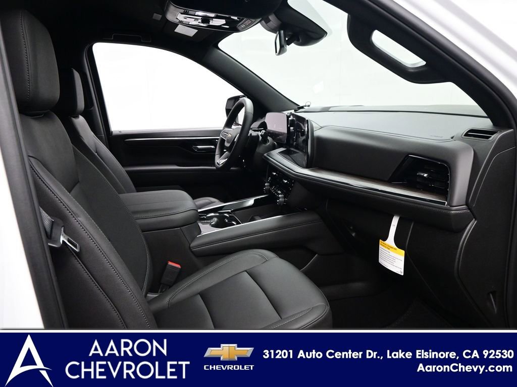 New 2026 Chevrolet Suburban LT w/ Comfort Package AWD/4WD image 9