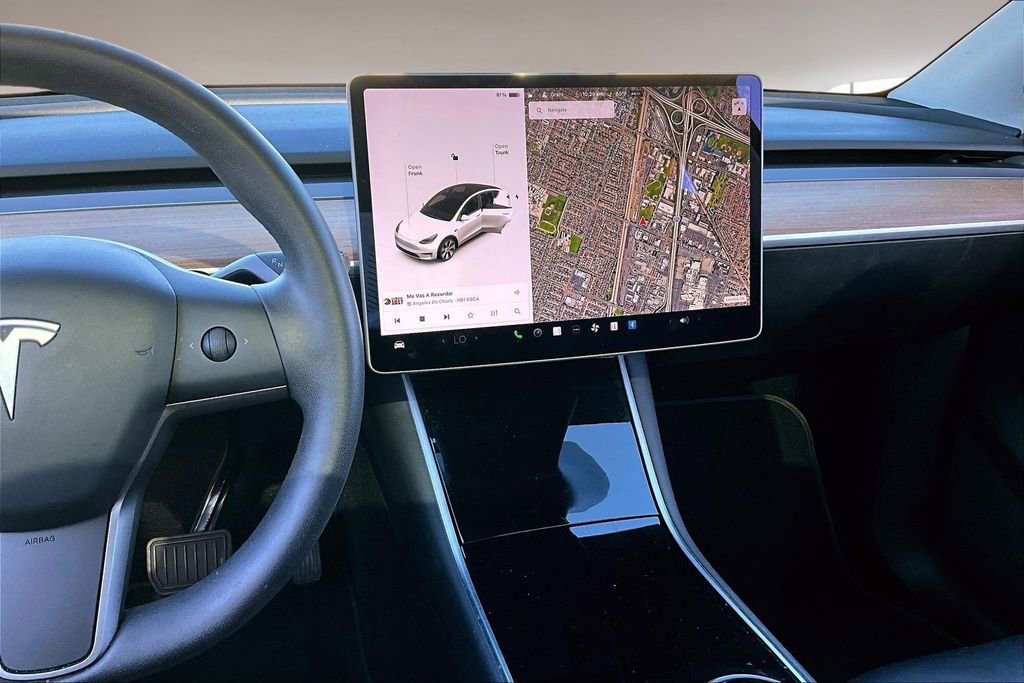 Used 2021 Tesla Model Y Long Range image 9