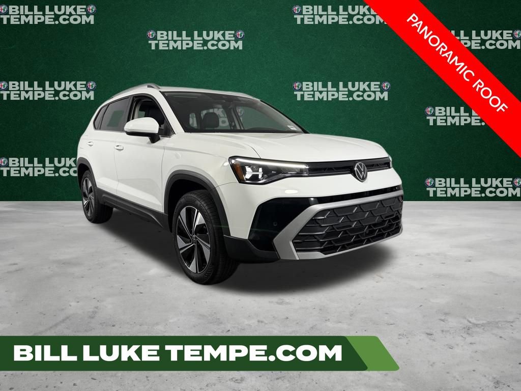 Used 2025 Volkswagen Taos SE w/ Panoramic Sunroof Package