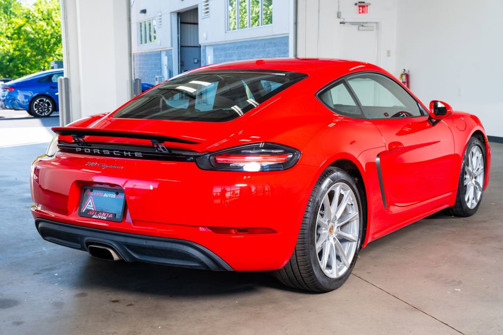 Used 2019 Porsche 718 Cayman RWD image 10