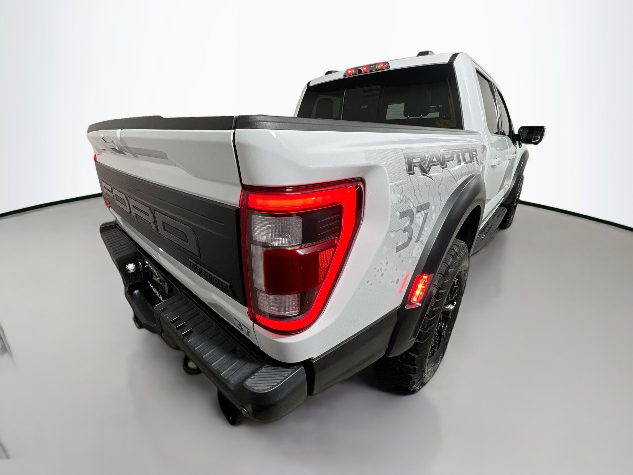 Used 2023 Ford F150 Raptor w/ Raptor 37 Performance Package AWD/4WD image 4