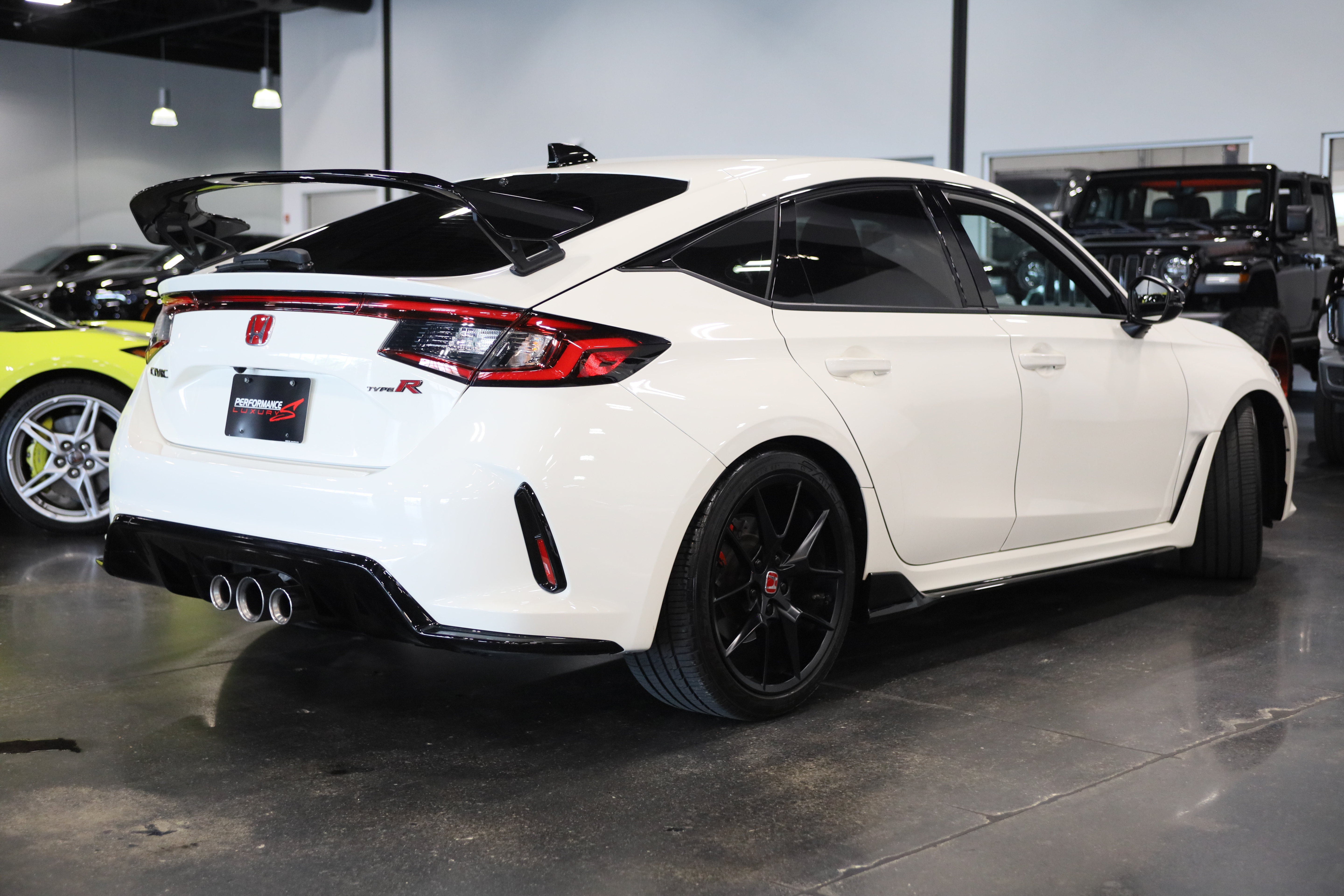 Used 2023 Honda Civic Type R image 6