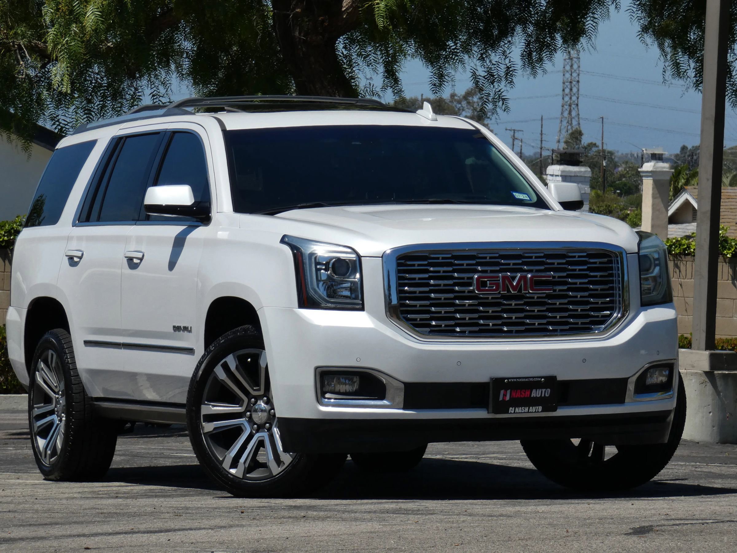 Used 2018 GMC Yukon Denali w/ Denali Ultimate Package image 23