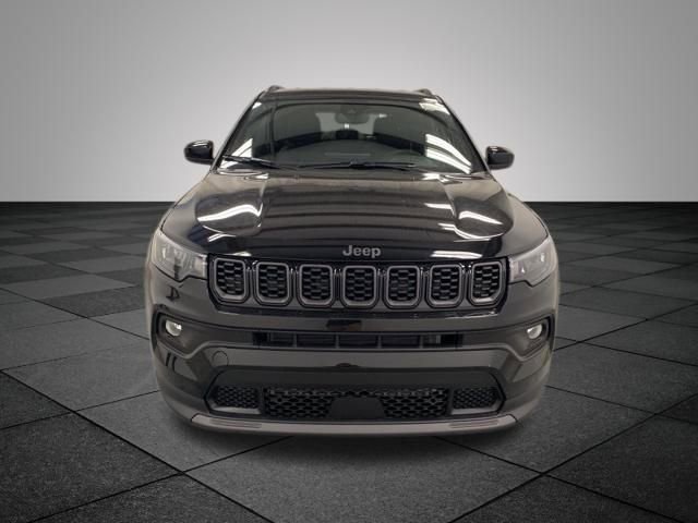 Used 2026 Jeep Compass Latitude image 2