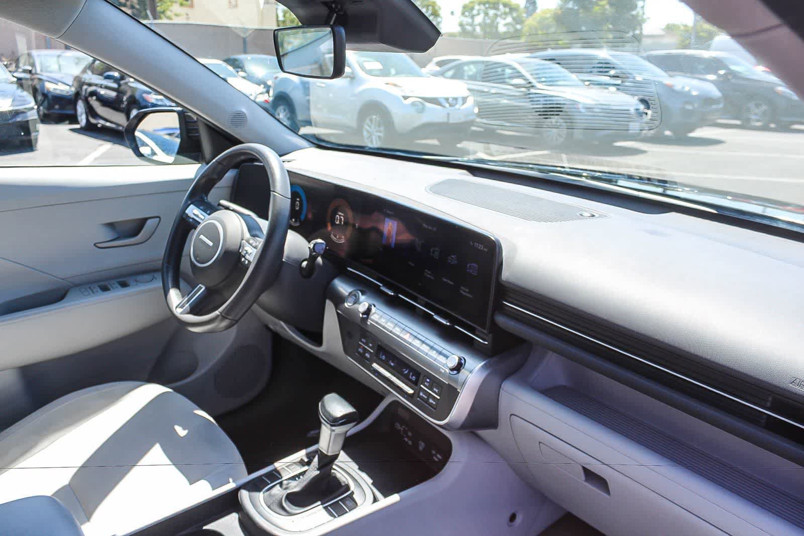 Certified 2024 Hyundai Kona SEL AWD/4WD image 21