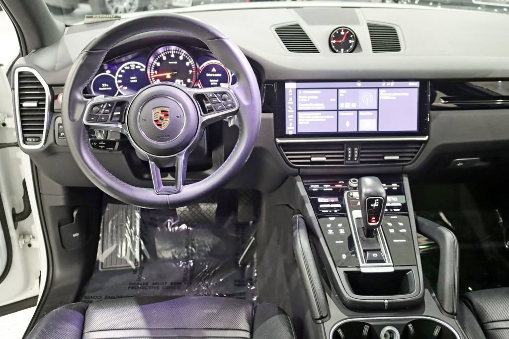 Used 2019 Porsche Cayenne AWD/4WD image 14