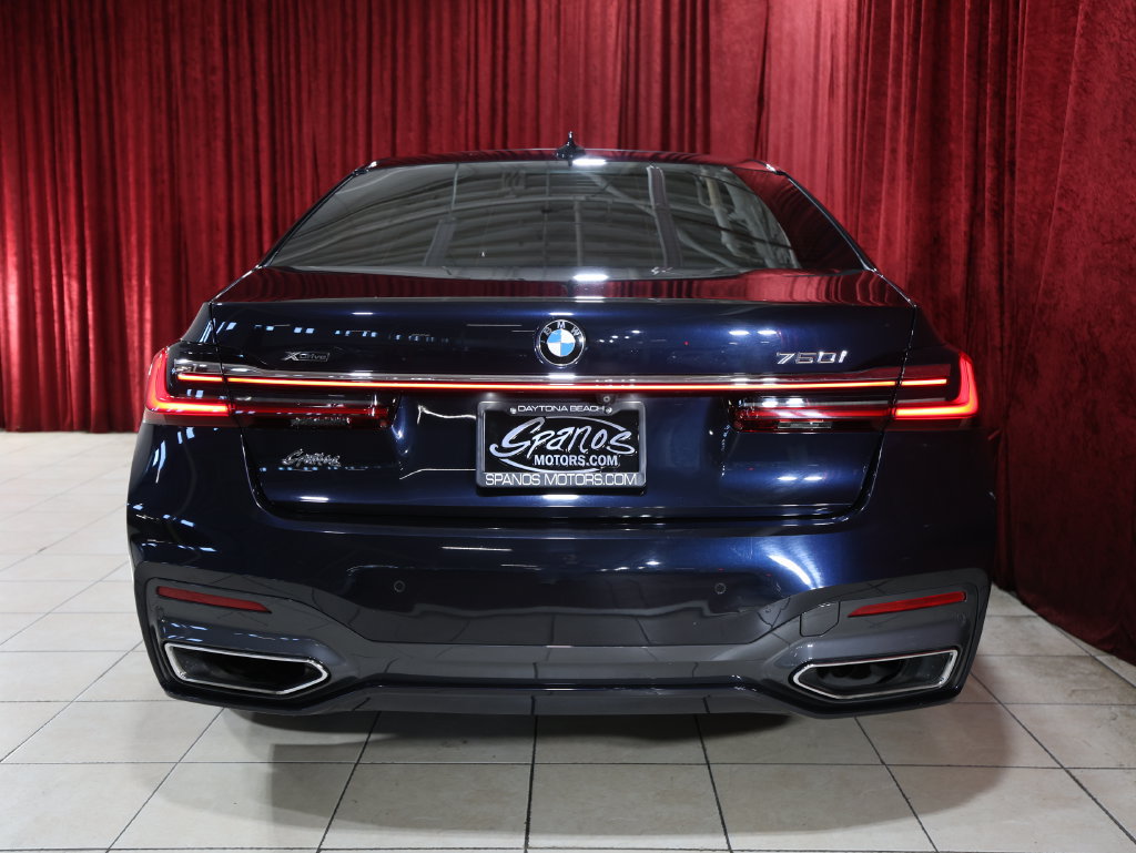 Used 2020 BMW 750i xDrive w/ Executive Package AWD/4WD image 9