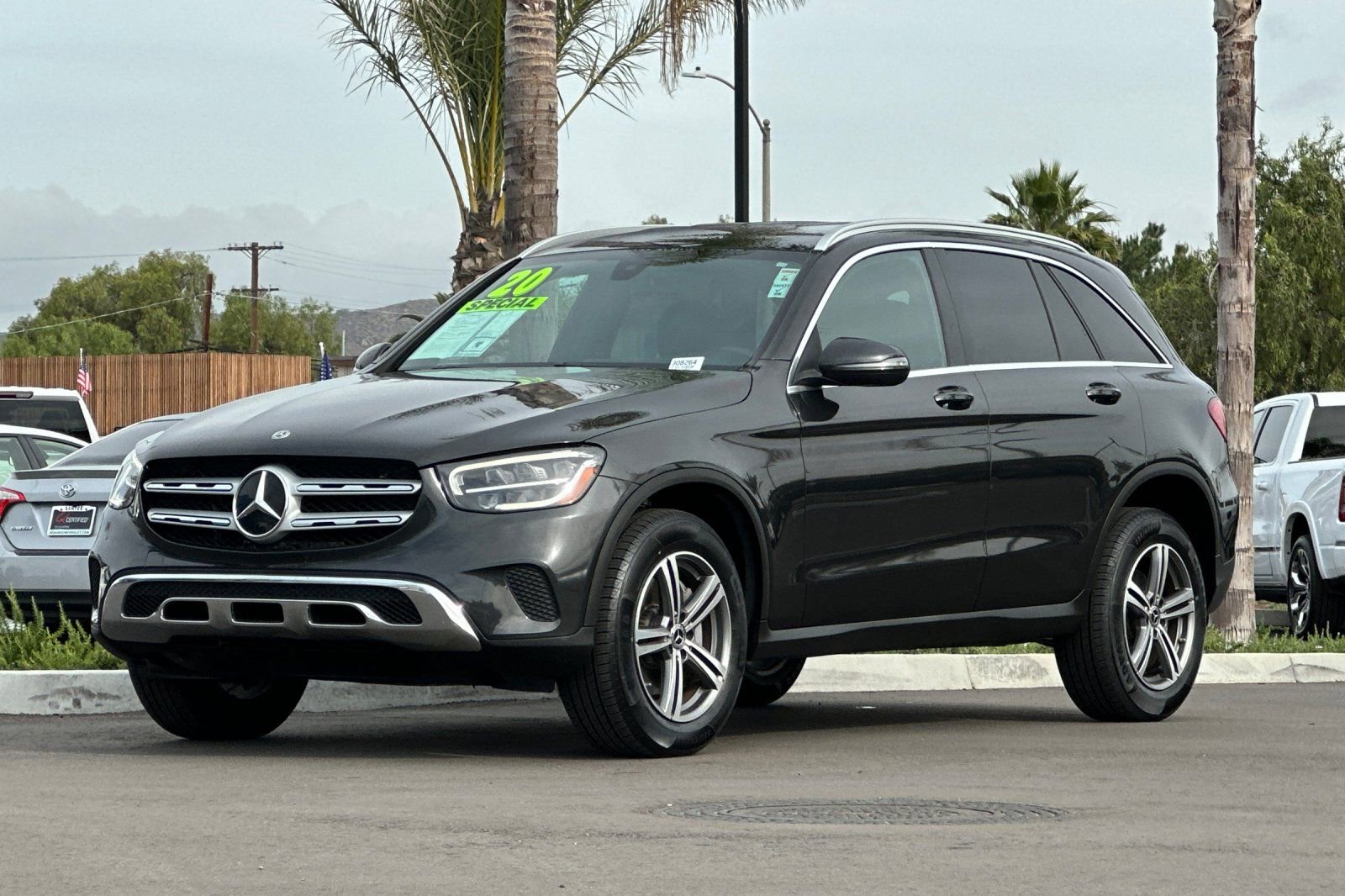 Used 2020 Mercedes-Benz GLC 300 4MATIC image 8
