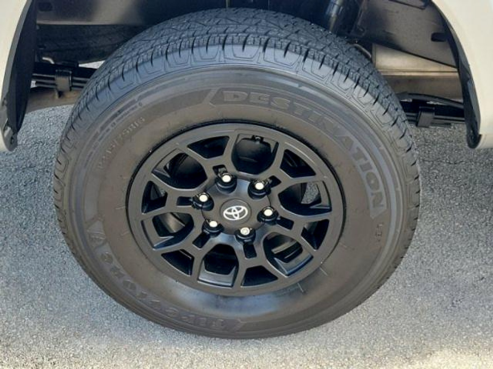 Used 2022 Toyota Tacoma SR5 w/ Technology Package RWD image 9