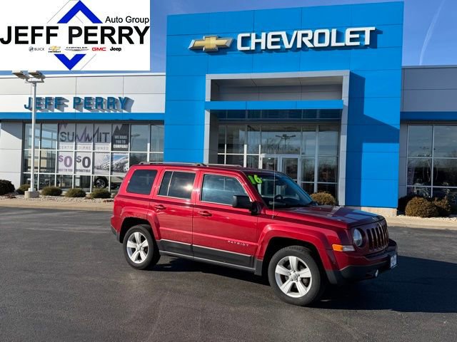 Used 2016 Jeep Patriot Latitude image 1