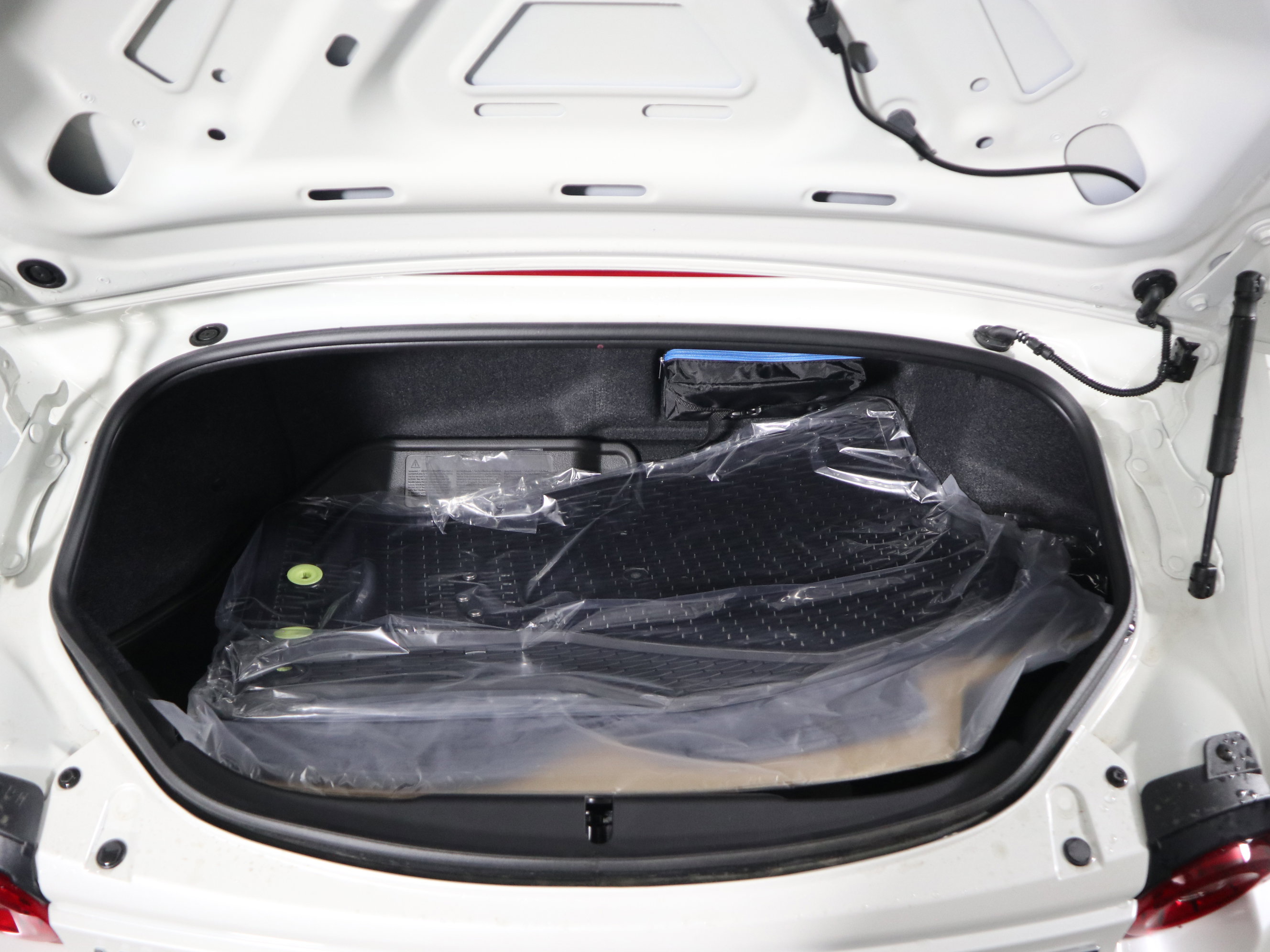 New 2026 MAZDA MX-5 Miata Grand Touring w/ Weather Package RWD image 6