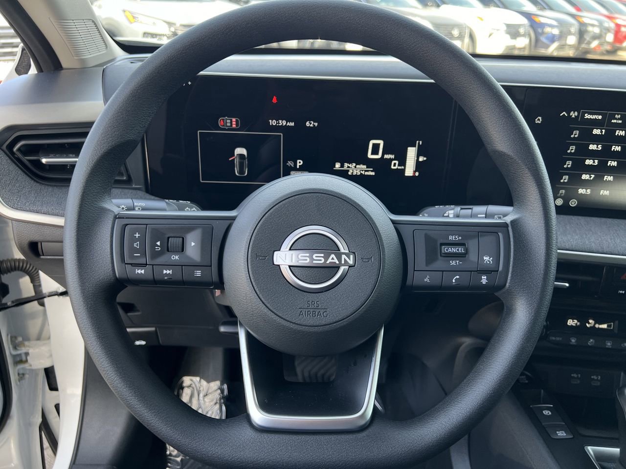 Used 2026 Nissan Kicks SV image 9