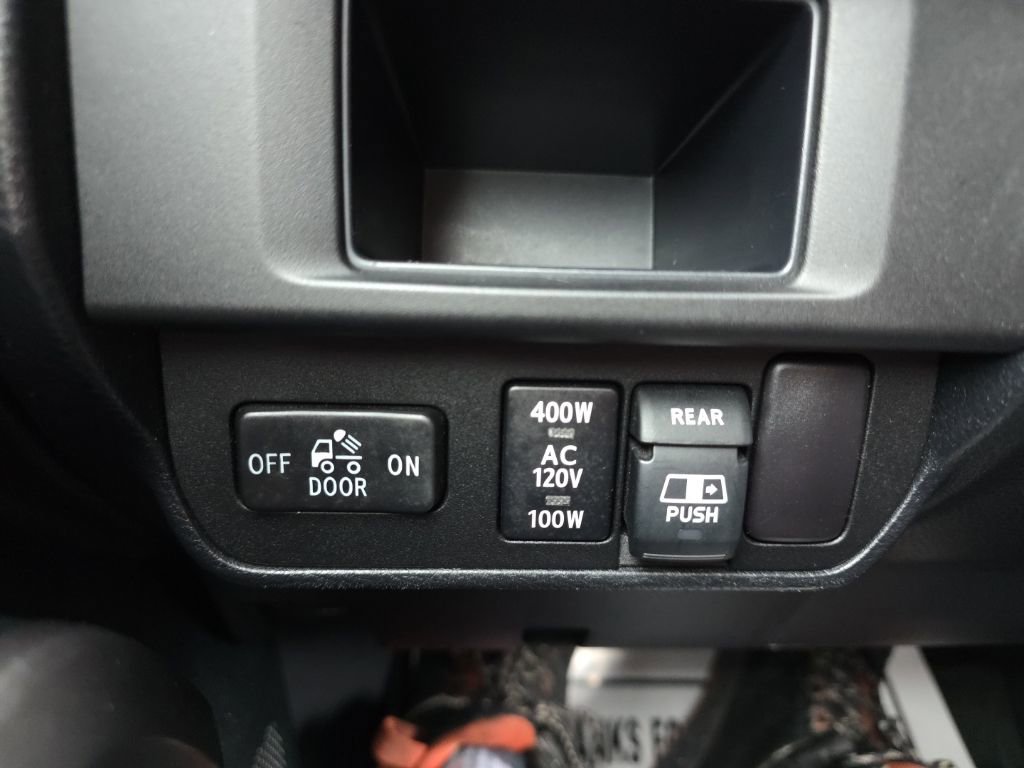 Certified 2017 Toyota Tacoma TRD Sport image 26