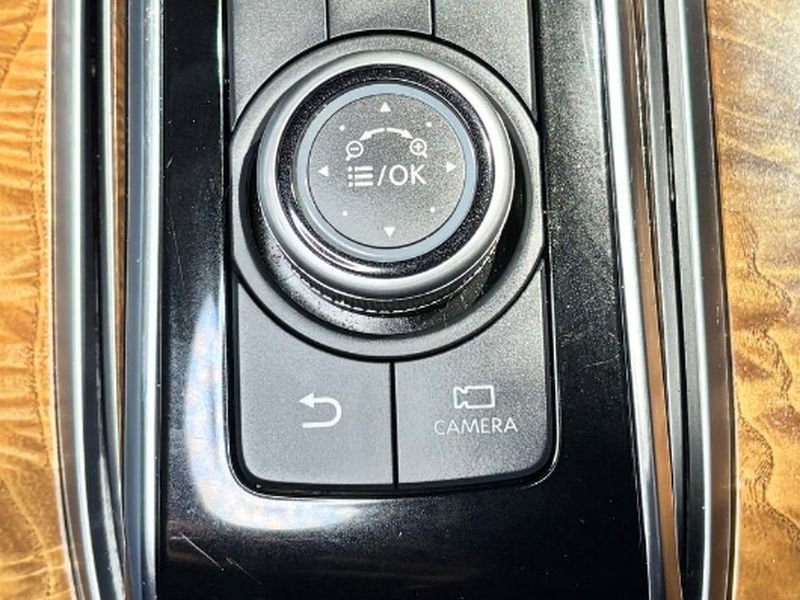 Used 2021 Nissan Armada SL w/ Captain's Chairs Package image 34