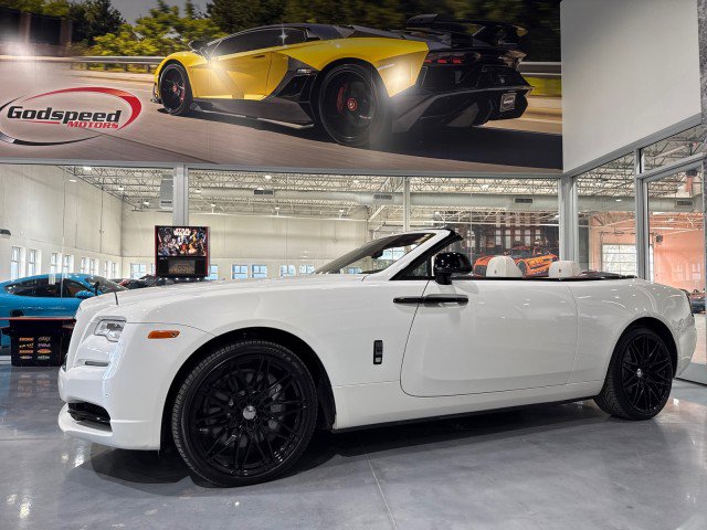 Used 2017 Rolls-Royce Dawn image 5