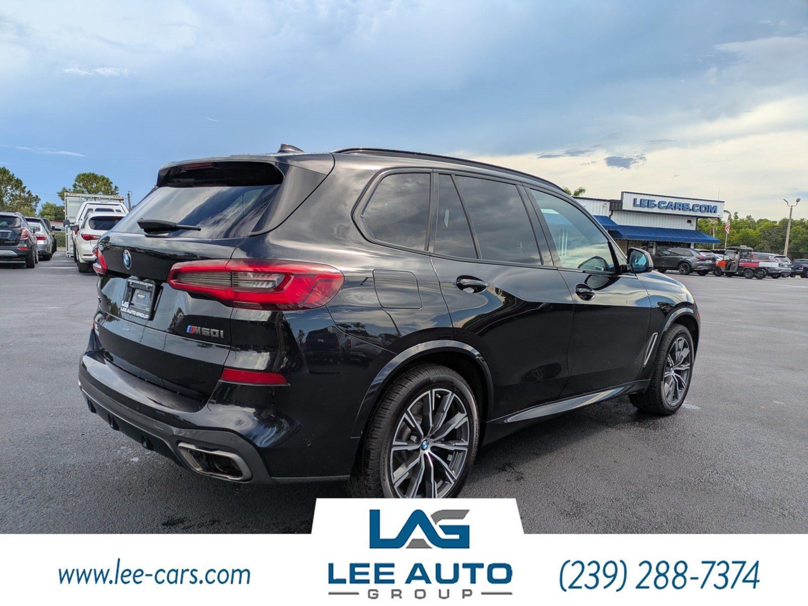 Used 2020 BMW X5 M50i w/ Executive Package AWD/4WD image 3