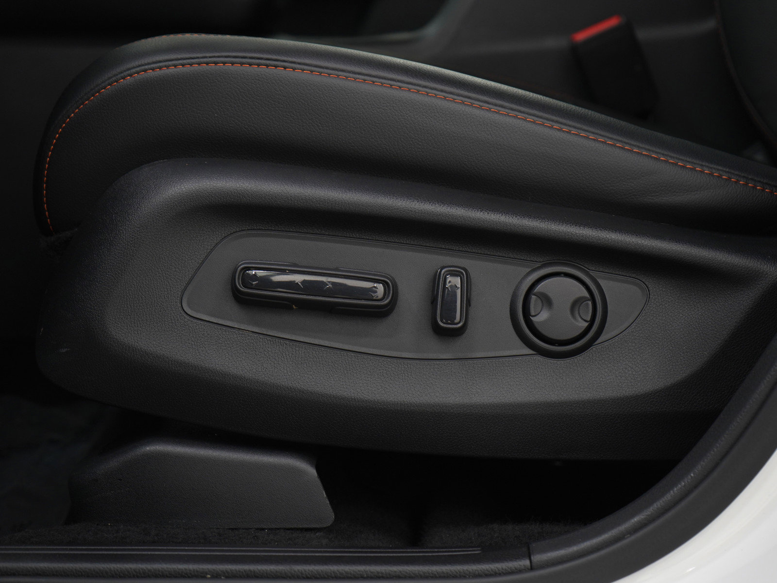 Used 2025 Honda CR-V Sport Touring image 22