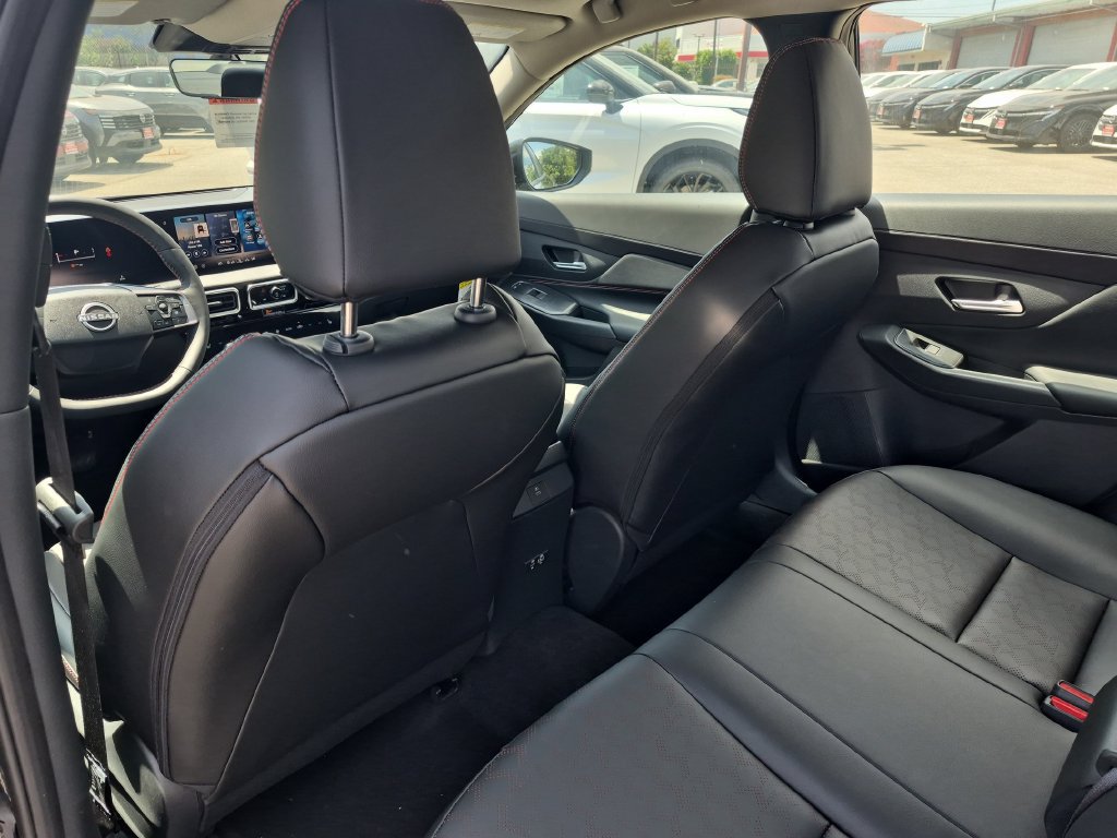 New 2026 Nissan Sentra SR w/ SR Premium Package FWD image 25