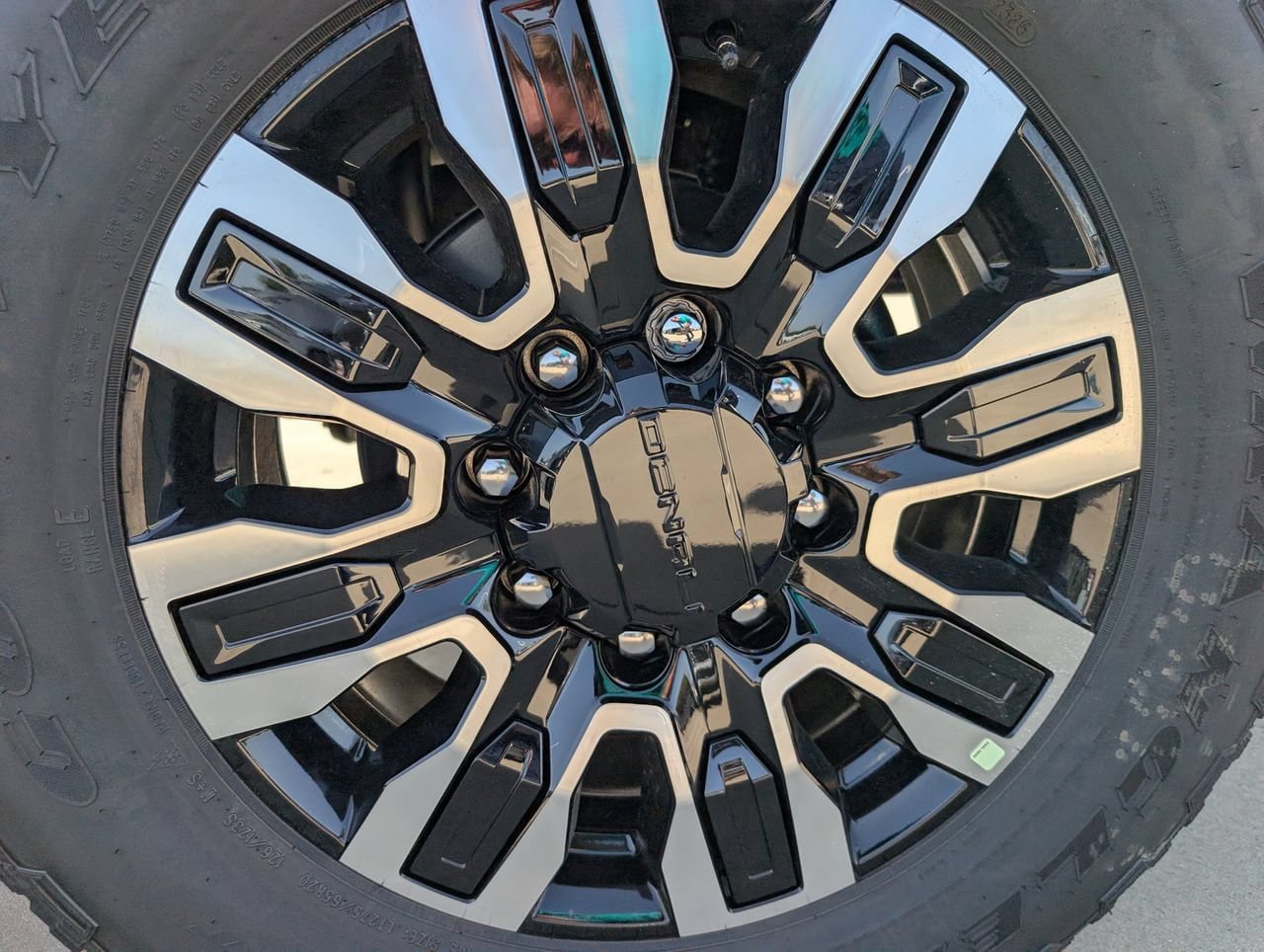 New 2026 GMC Sierra 2500 Denali Ultimate AWD/4WD image 6