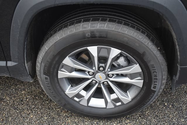 Used 2026 Chevrolet Equinox LT AWD/4WD image 12