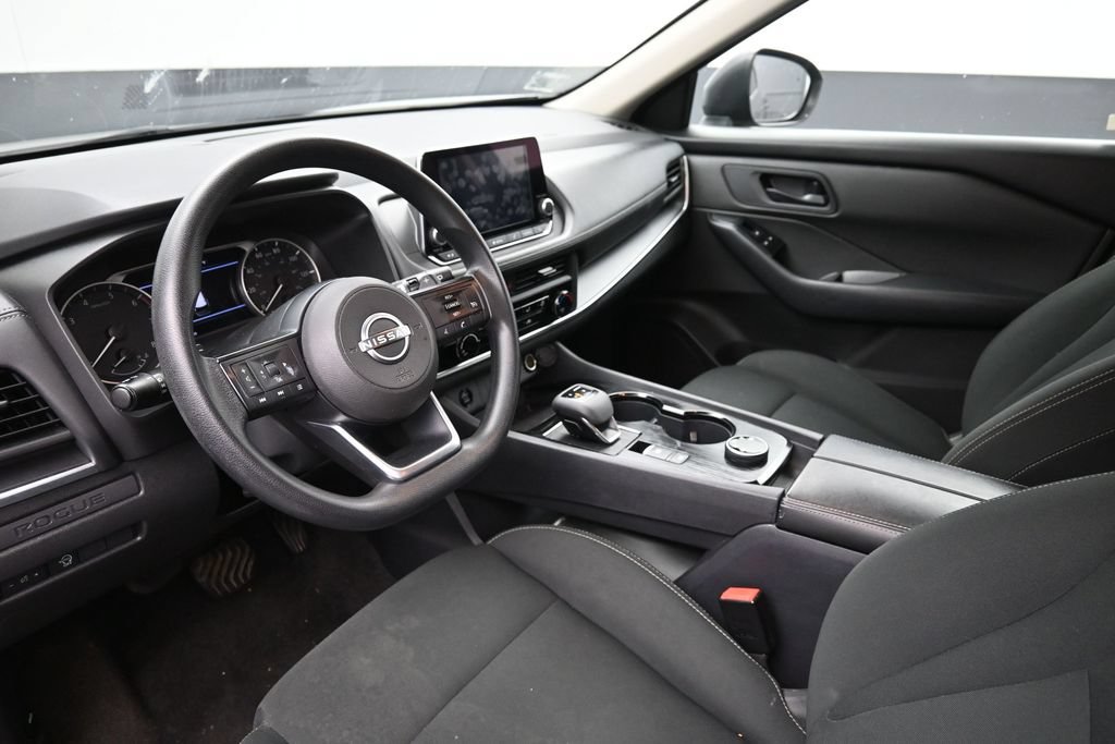 Used 2024 Nissan Rogue S AWD/4WD image 20