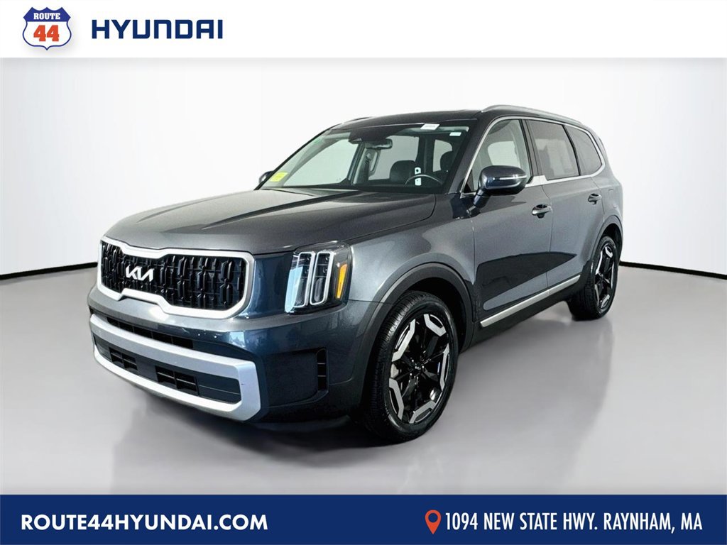 Used 2023 Kia Telluride EX w/ EX Captain's Chair Package FWD image 1