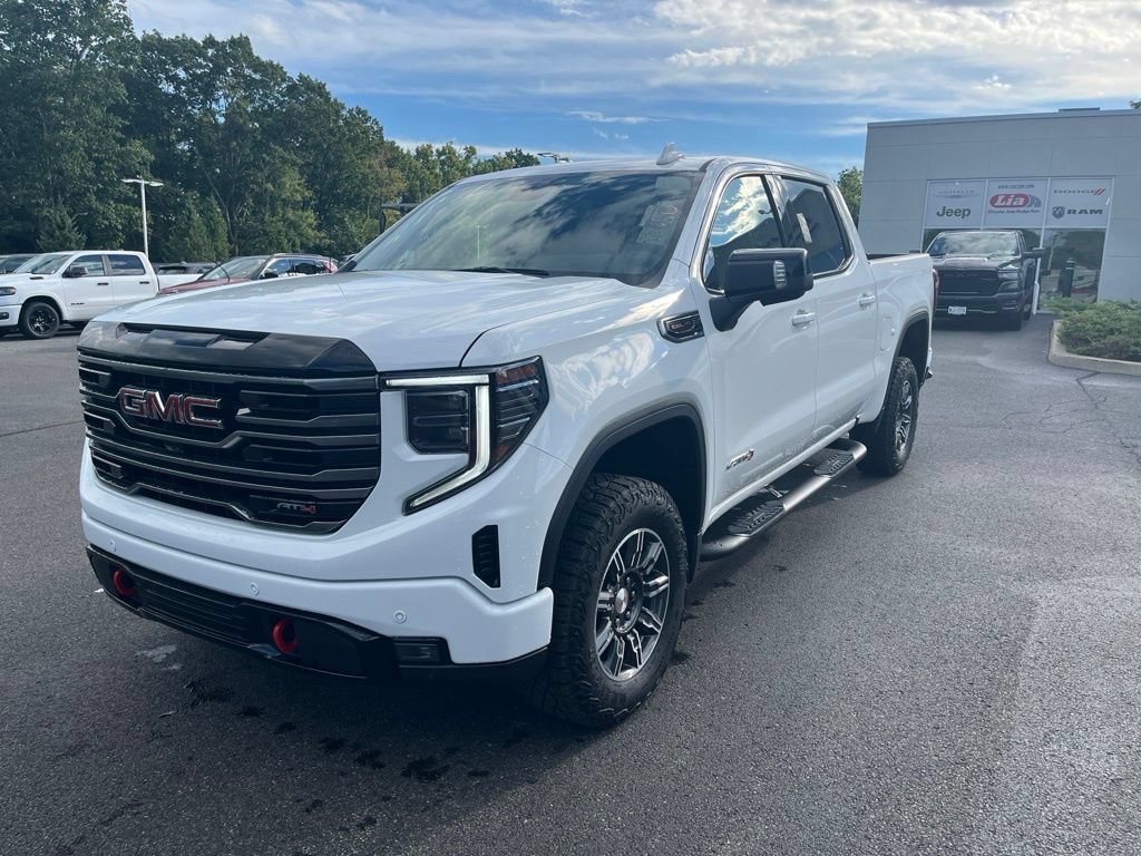 Used 2025 GMC Sierra 1500 AT4 AWD/4WD image 8