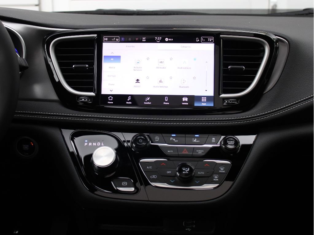 New 2026 Chrysler Pacifica Select image 22