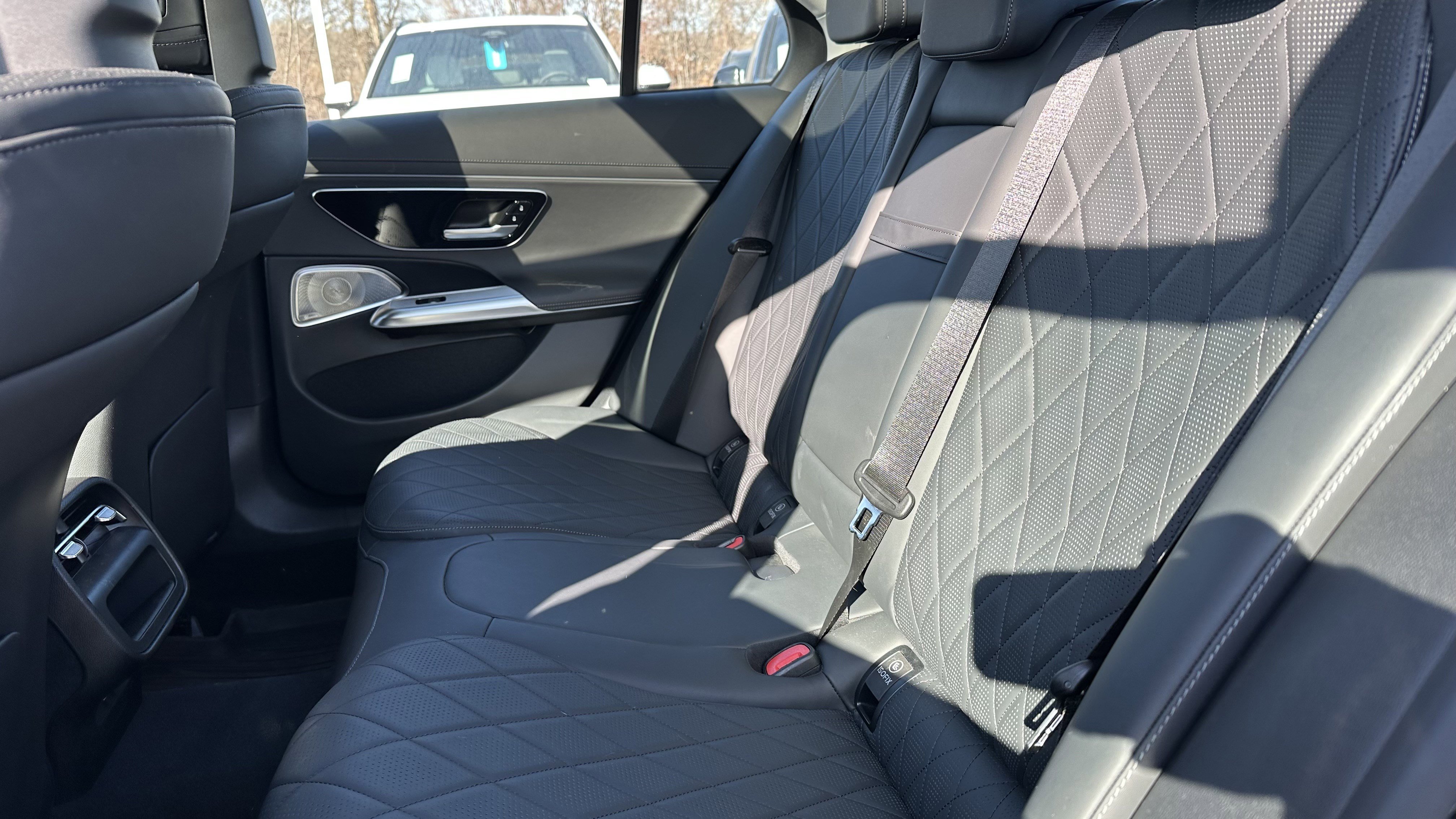 Used 2024 Mercedes-Benz E 450 4MATIC Sedan image 31