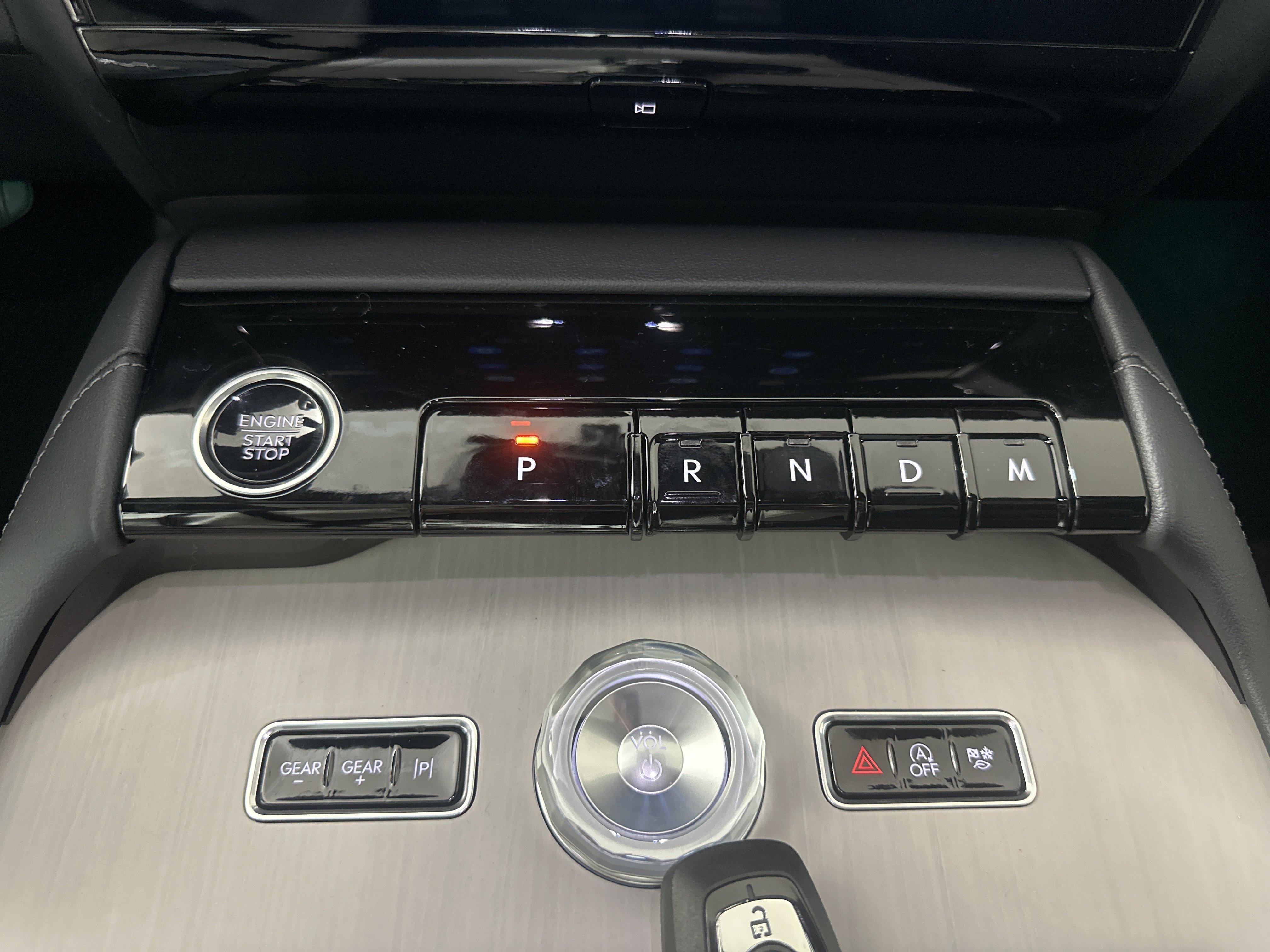 New 2025 Lincoln Navigator L Reserve image 18