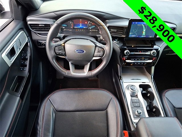 Used 2023 Ford Explorer ST-Line w/ Class IV Trailer Tow Package image 12