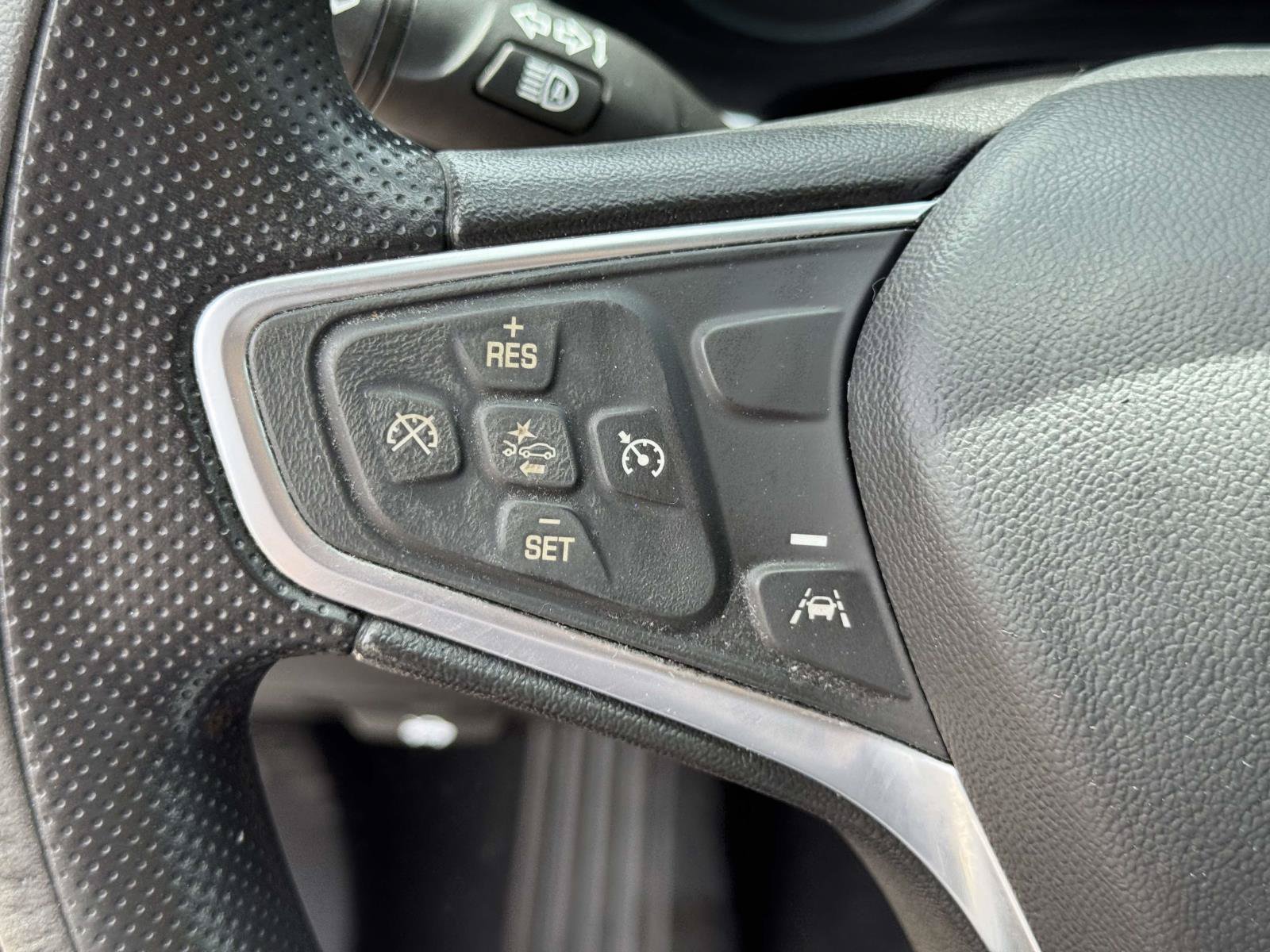 Used 2023 Chevrolet Malibu LT w/ Driver Confidence Package FWD image 19