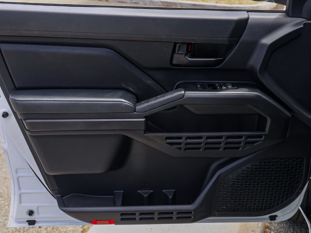 Used 2024 Toyota Tacoma SR RWD image 19