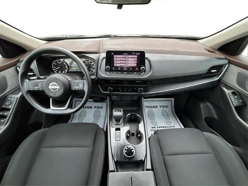 Used 2023 Nissan Rogue S AWD/4WD image 16