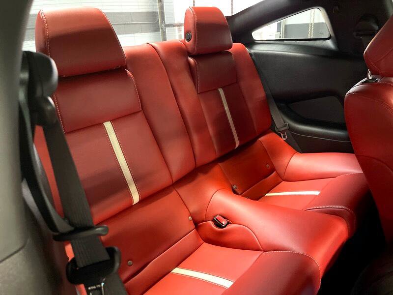 Used 2013 Ford Mustang GT Premium image 33