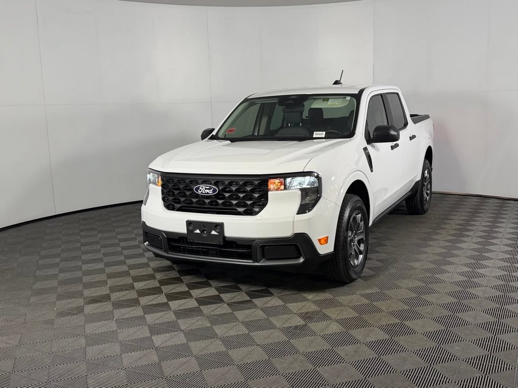 Used 2026 Ford Maverick XLT w/ Equipment Group 301A AWD/4WD image 3