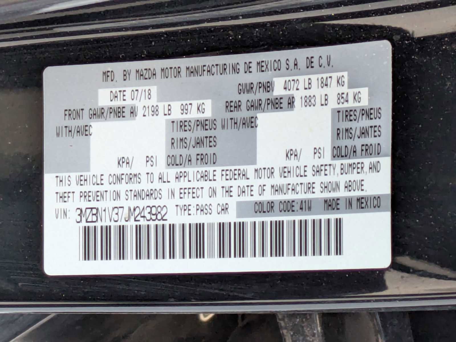 Used 2018 MAZDA MAZDA3 Touring image 32