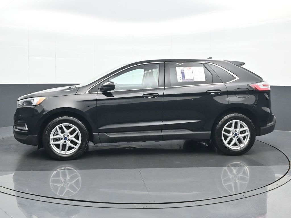 Used 2022 Ford Edge SEL w/ Convenience Package image 3
