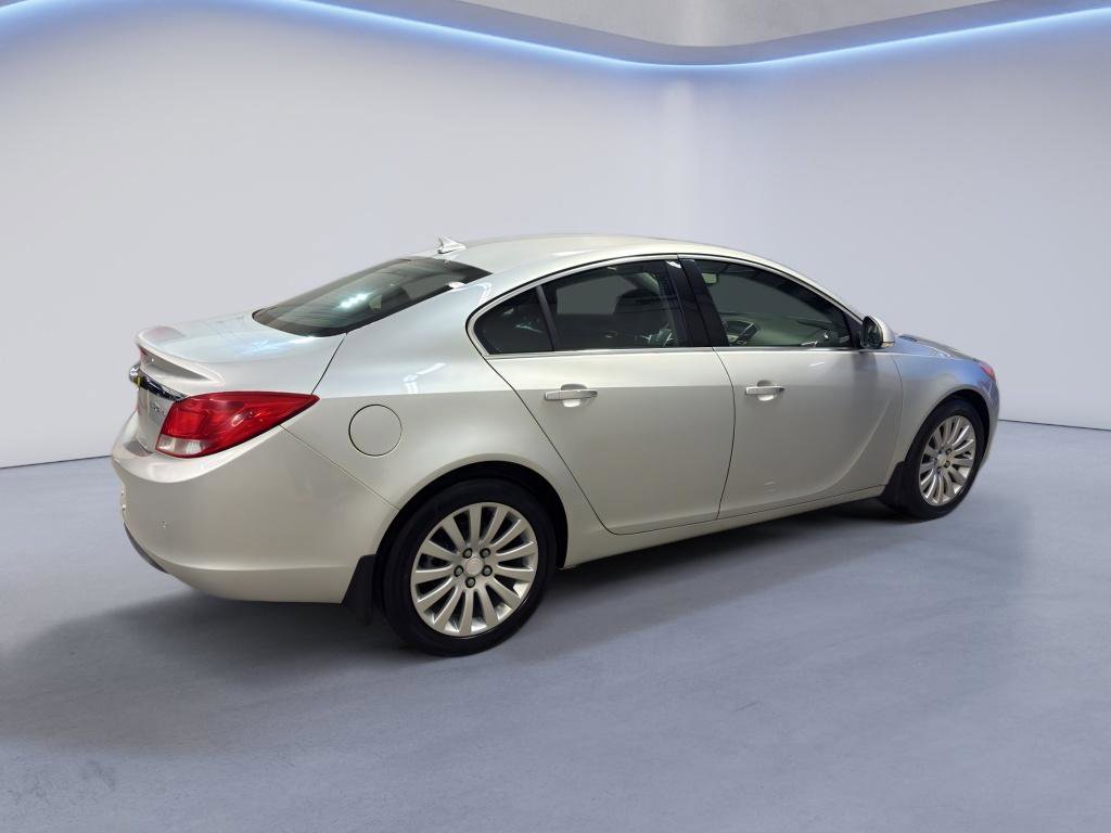 Used 2012 Buick Regal Premium image 6